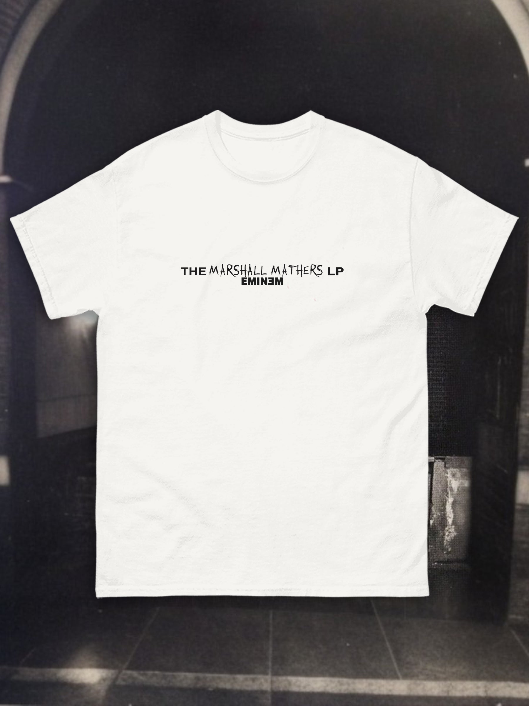 T-shirt THE MARSHALL MATHERS LP II - Introvrtee