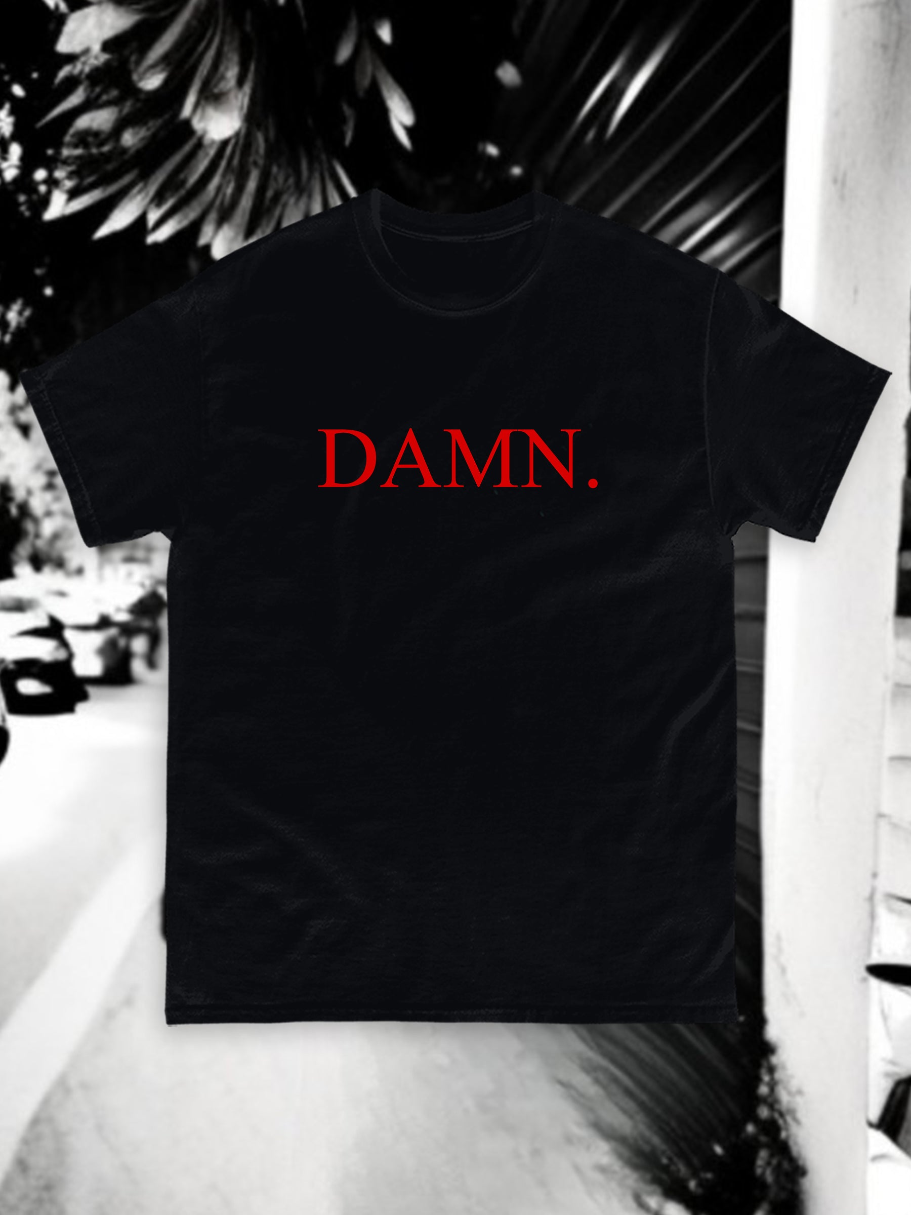 T-shirt DAMN - Introvrtee